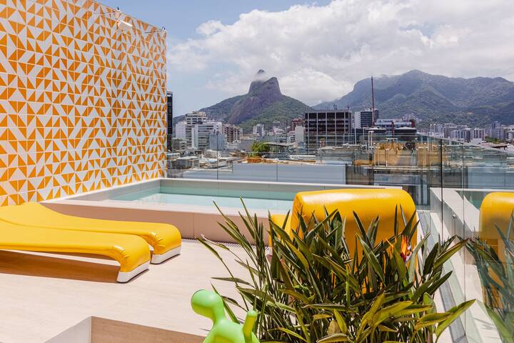 Rio022 – Luxury penthouse with pool and views in I