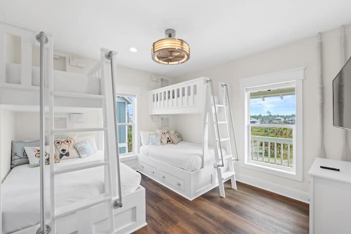 Საძინებელი 4 ორსართულიანი საწოლით