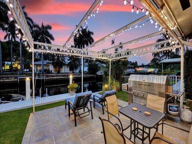 Waterfront Serenity | Pool & BBQ | Koi Pond gallery image 2