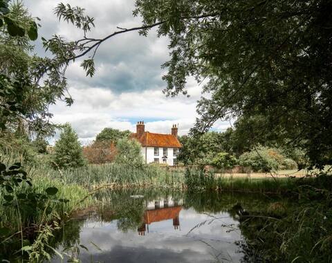 5 Bed Farmhouse With Shared Pool