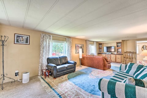 Wheatland near Glendo, 3 bd-2 bath sleep 8
