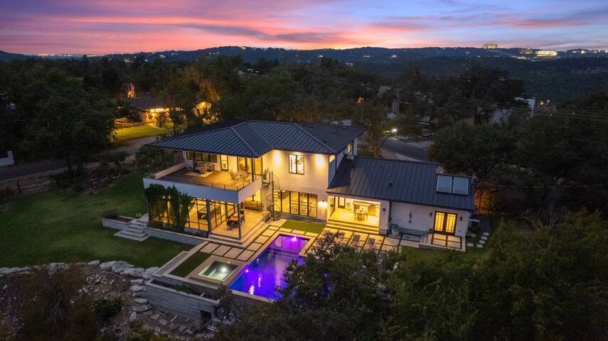 Westlake Home- Pool, Hot Tub, Game Room