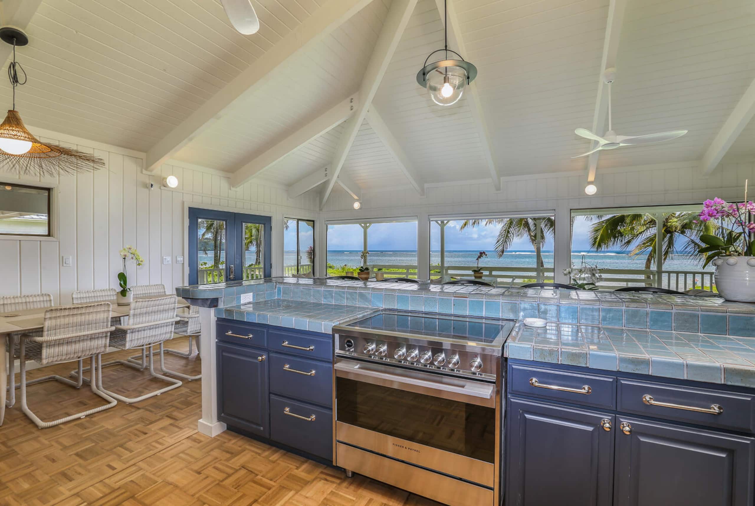Home in Kilauea · ★5.0 · 3 bedrooms · 4 beds · 2 baths - Image 9