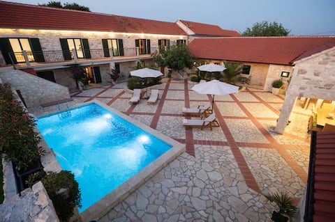 Villa Jokić Dvori ZadarVillas