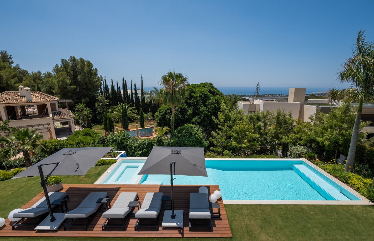 Villa Sierra Blanca 8 Hab, Sea Views, Pool, Gym 4