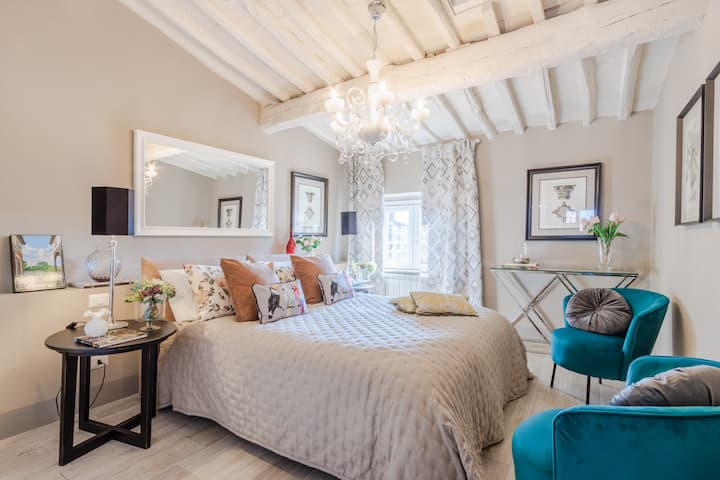 Casa Marta, Luxury 2 Bedrooms Apartment With Terra - Lucques