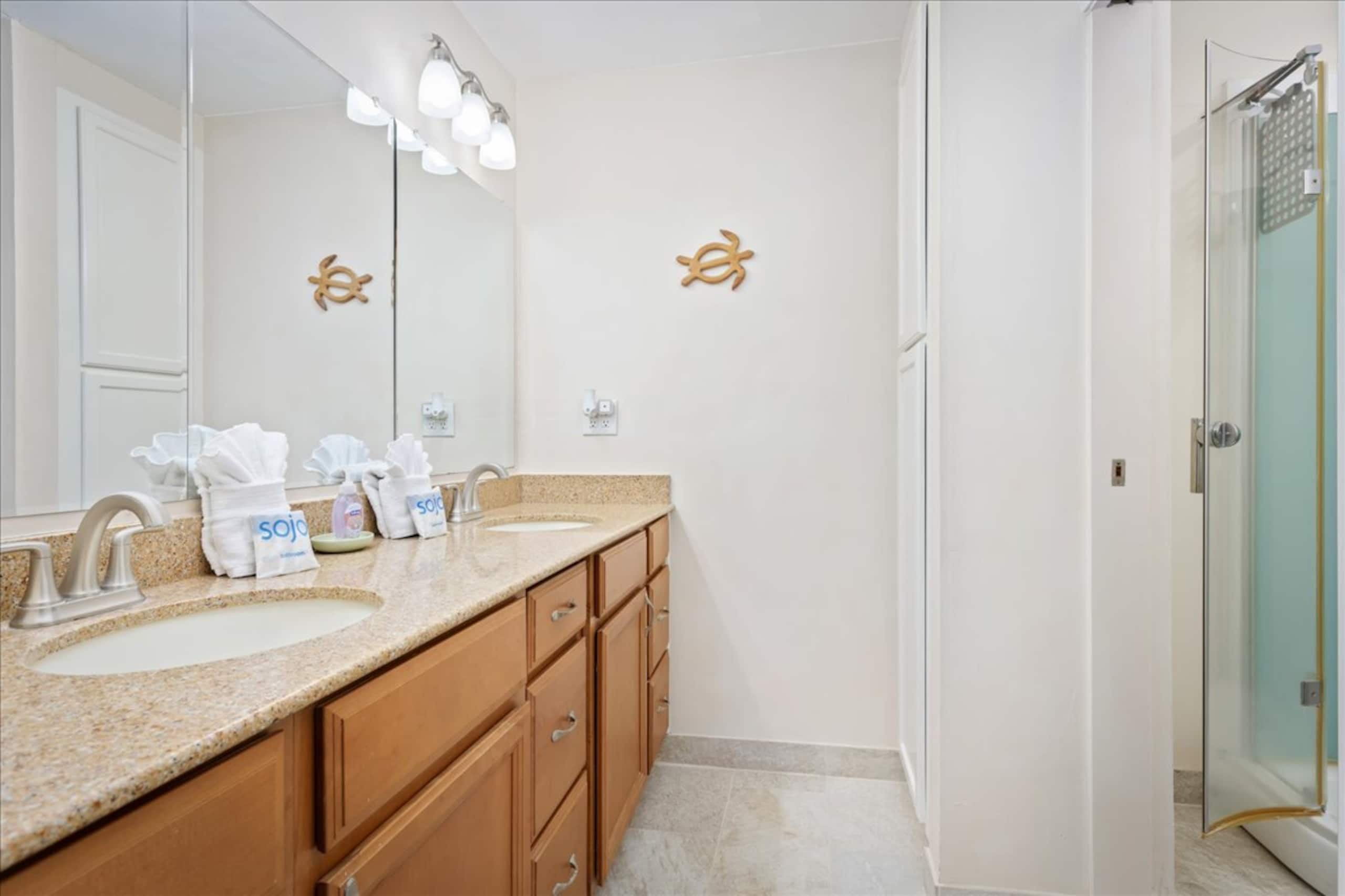 Condo in Kailua-Kona · ★4.87 · 2 bedrooms · 2 beds · 2 baths - Image 15