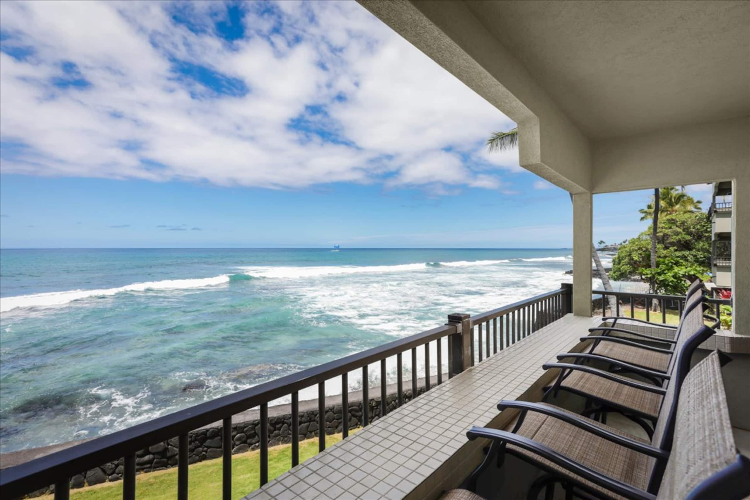 Condo in Kailua-Kona · ★4.87 · 2 bedrooms · 2 beds · 2 baths - Image 21