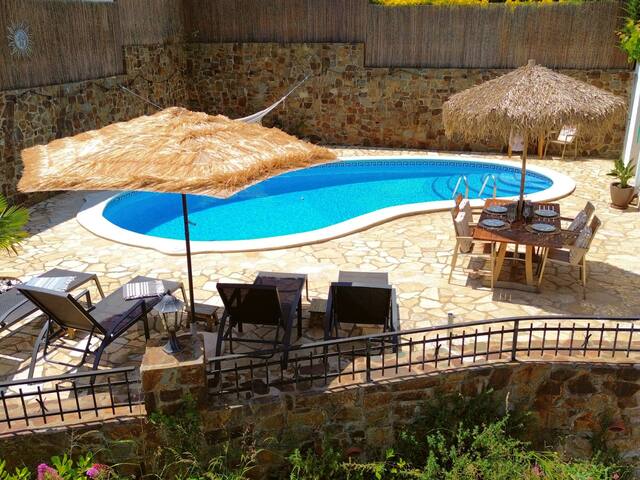 Casa Vista al Mar with pool gallery image 4