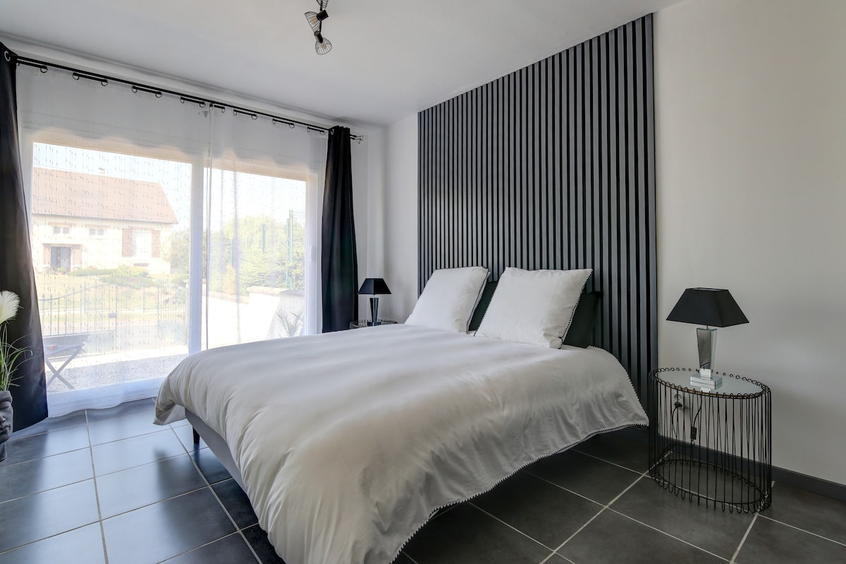 غرفة النوم 1