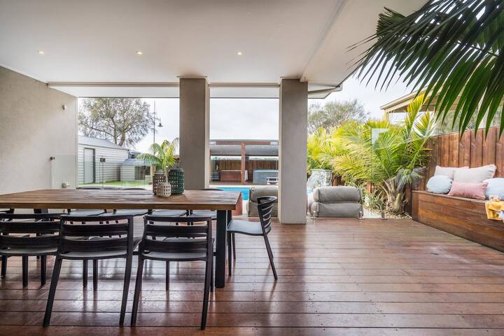 Tranquil Retreat — Sunday for Free gallery image 2