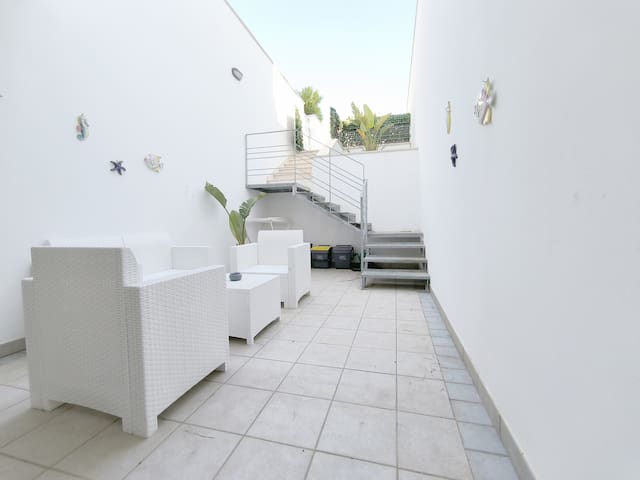 listing_image