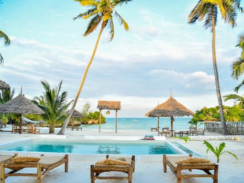 coral 3 unit sea and pool view and great vibes