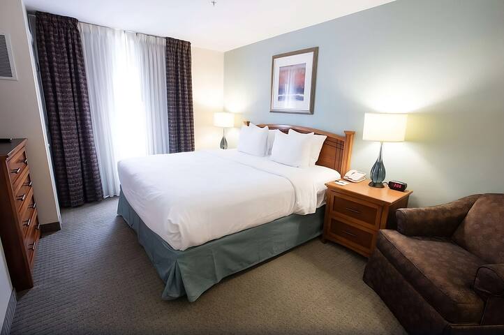 Best Place to Unwind! Near Quarries Park, w/ Pool!