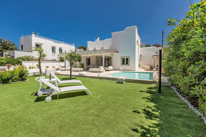Villa Mediterranea by Perle di Puglia