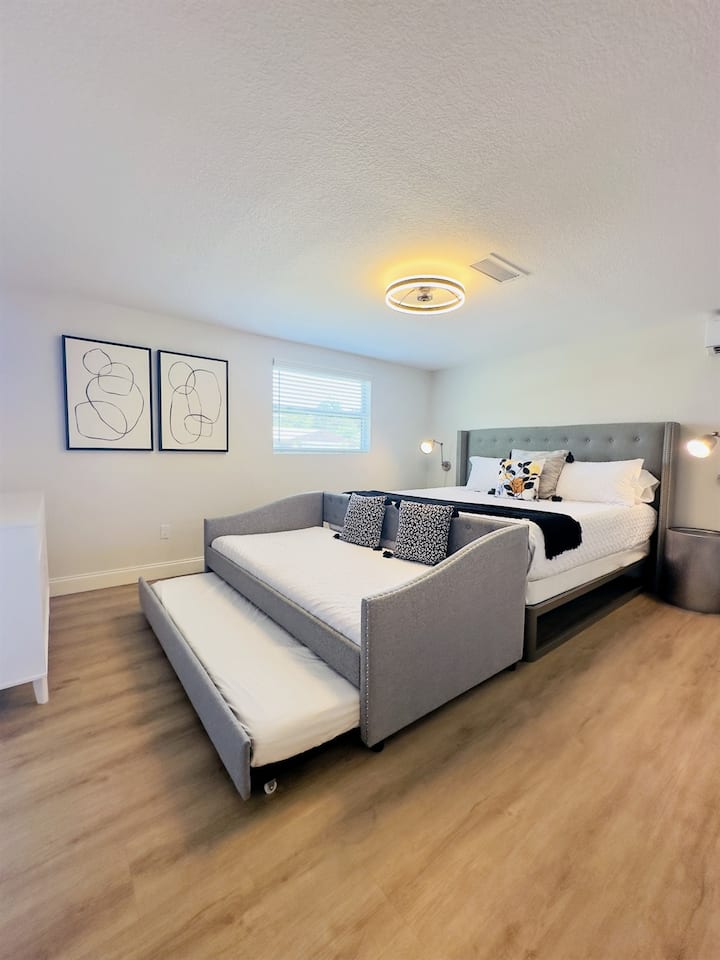 Ძირითადი | საწოლი დიდი ხნით | ორადგილიანი საწოლი ტრუნდლით