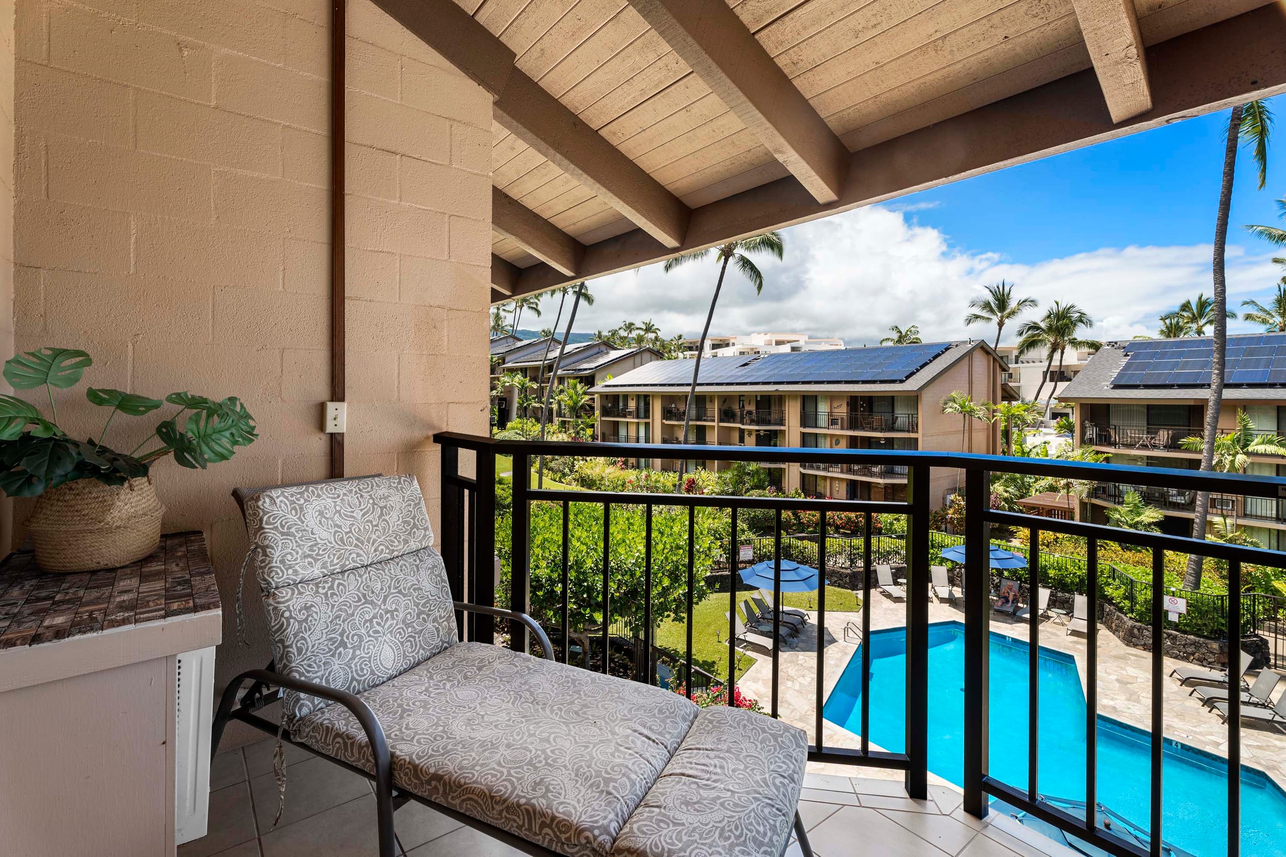 Condo in Kailua-Kona · ★4.91 · 1 bedroom · 3 beds · 1 bath - Image 23