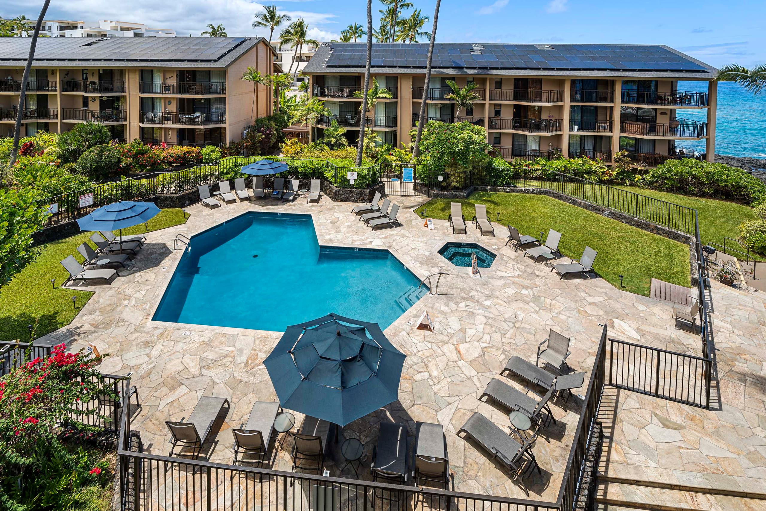 Condo in Kailua-Kona · ★4.91 · 1 bedroom · 3 beds · 1 bath - Image 27