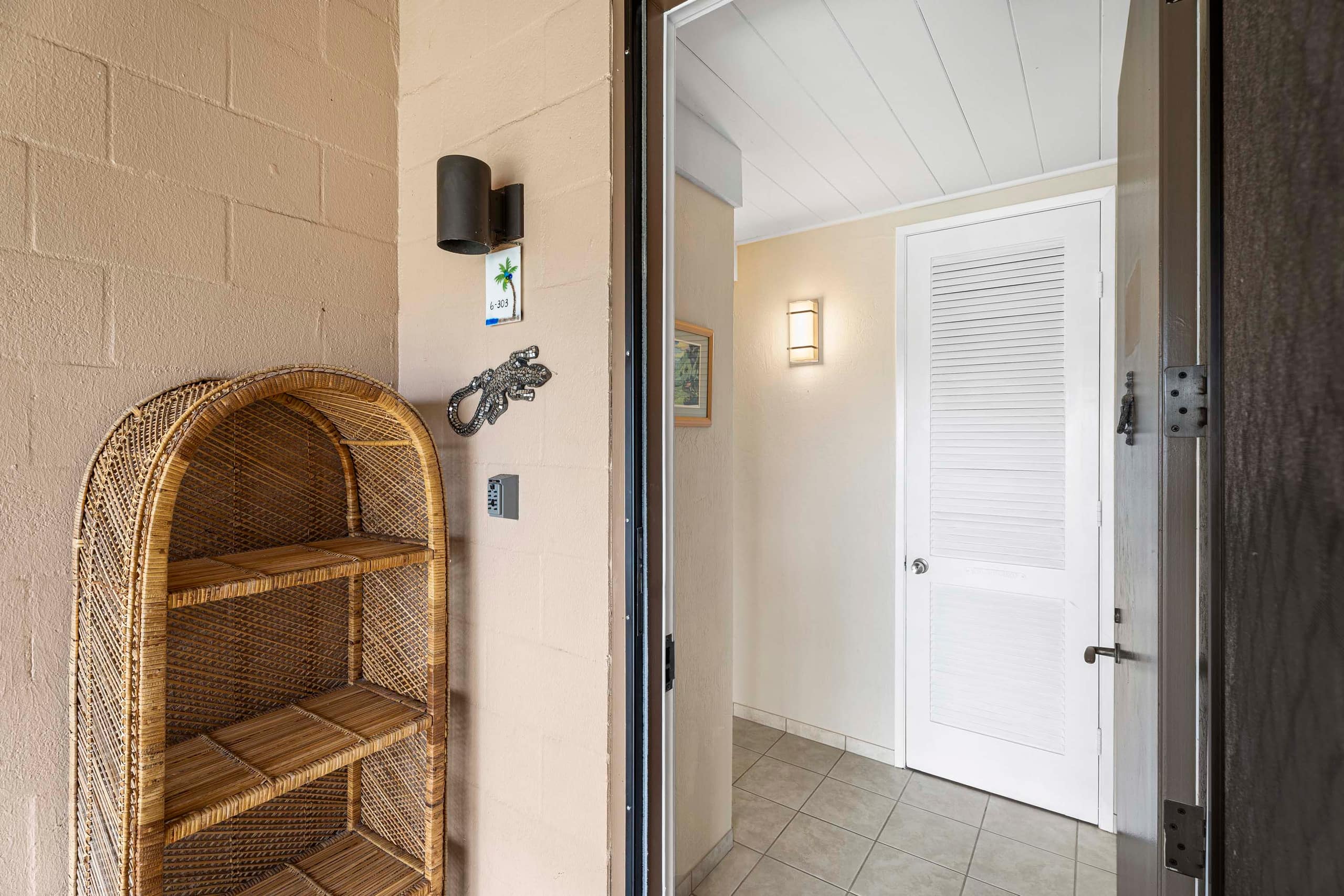 Condo in Kailua-Kona · ★4.91 · 1 bedroom · 3 beds · 1 bath - Image 24