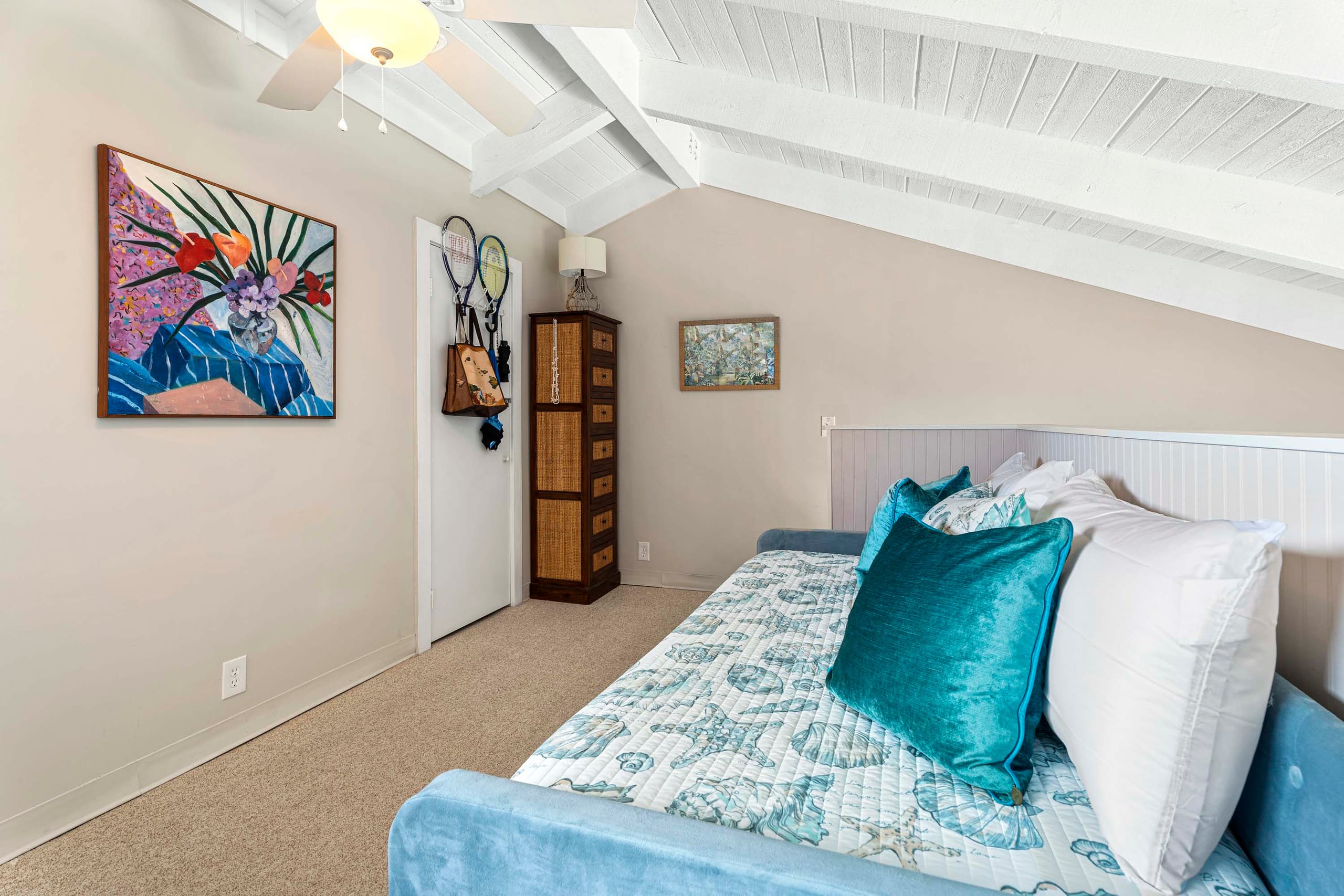 Condo in Kailua-Kona · ★4.91 · 1 bedroom · 3 beds · 1 bath - Image 19