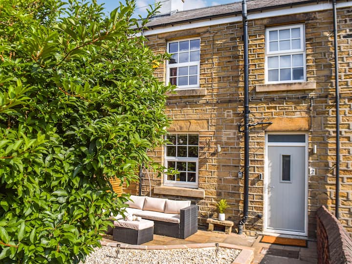 Yorkshire Cottage - The Hepworth Wakefield