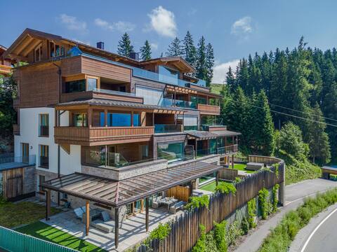 Luxury apartment with sauna near the ski lift