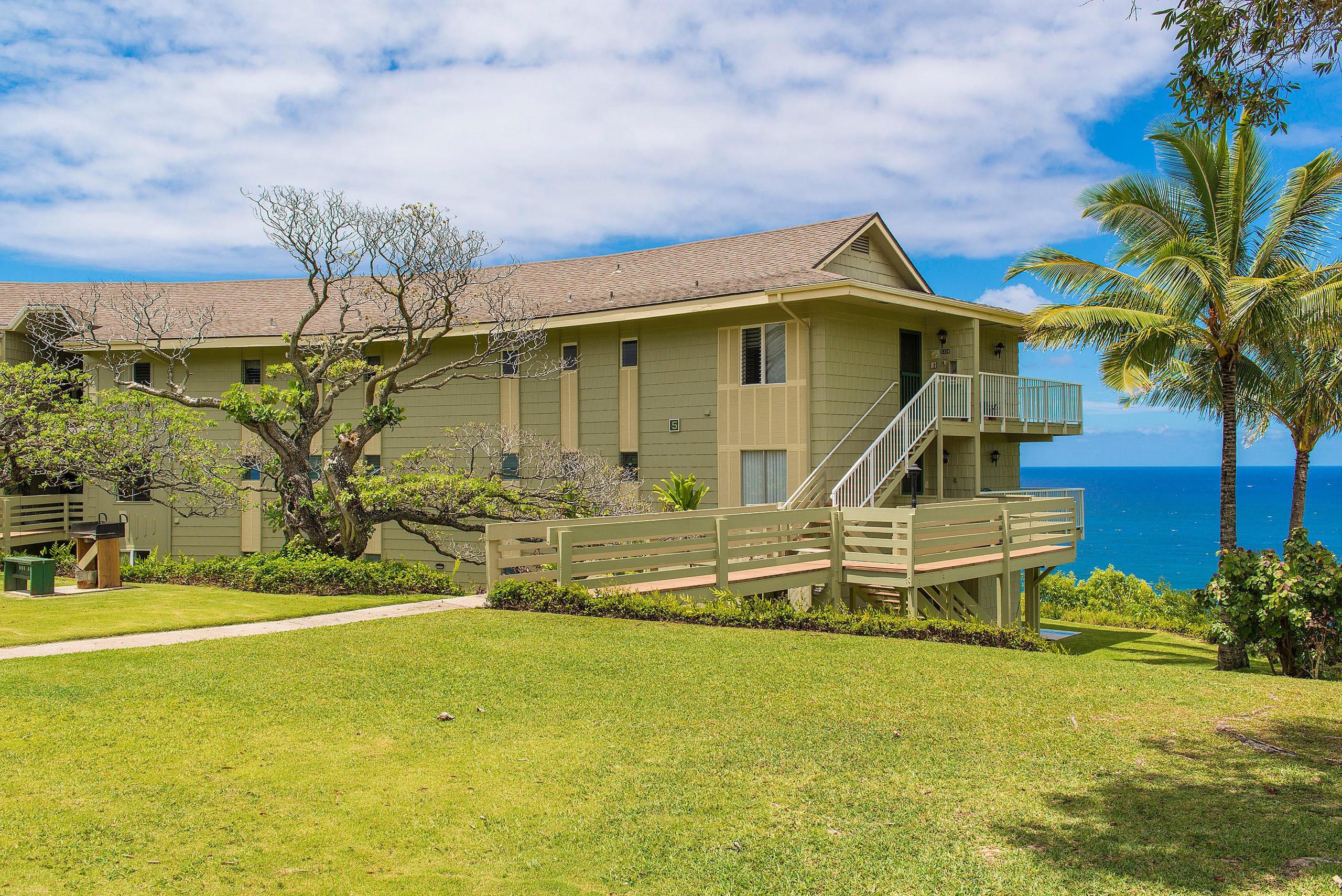 Expansive Ocean Views from Ali'i Kai 5103 - Photo 17