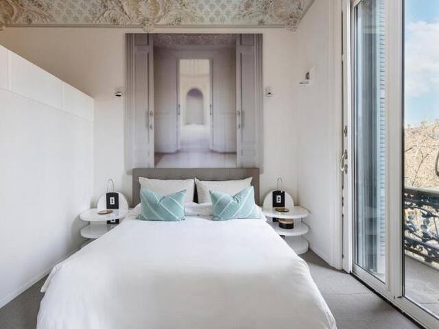 El Palauet Royal Suites – Suite Joan gallery image 4