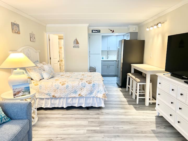 Family Studio Near Boardwalk With Pool - Ocean City, MD