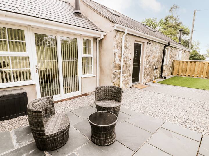 2 Mountain View - Anglesey
