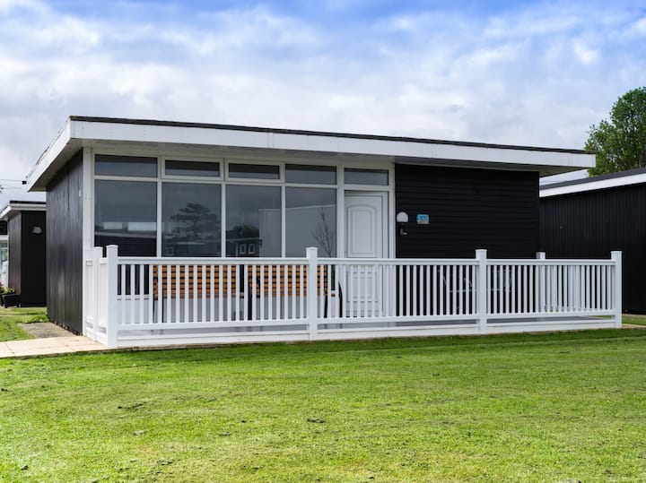 57 Cherry Park - Chapel Saint Leonards