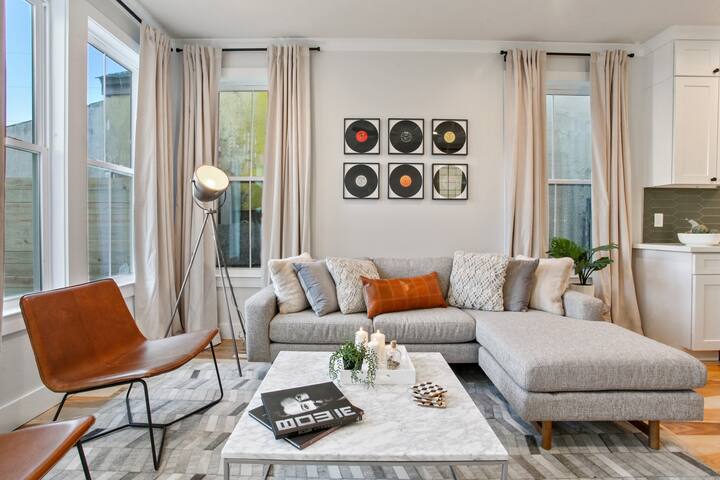 Spacious Mid-Century Oasis | Heated Pool gallery image 2