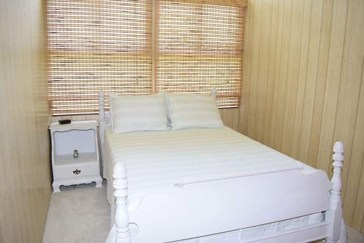 غرفة النوم الرابعة - كاملة