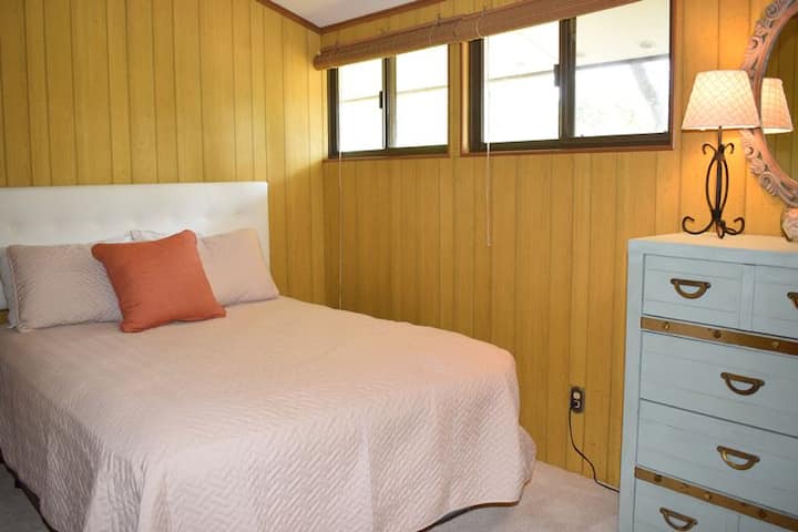 غرفة النوم الثالثة - كوين