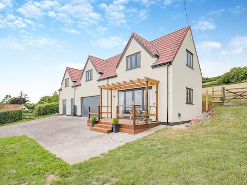 The Old Stable At Henley View