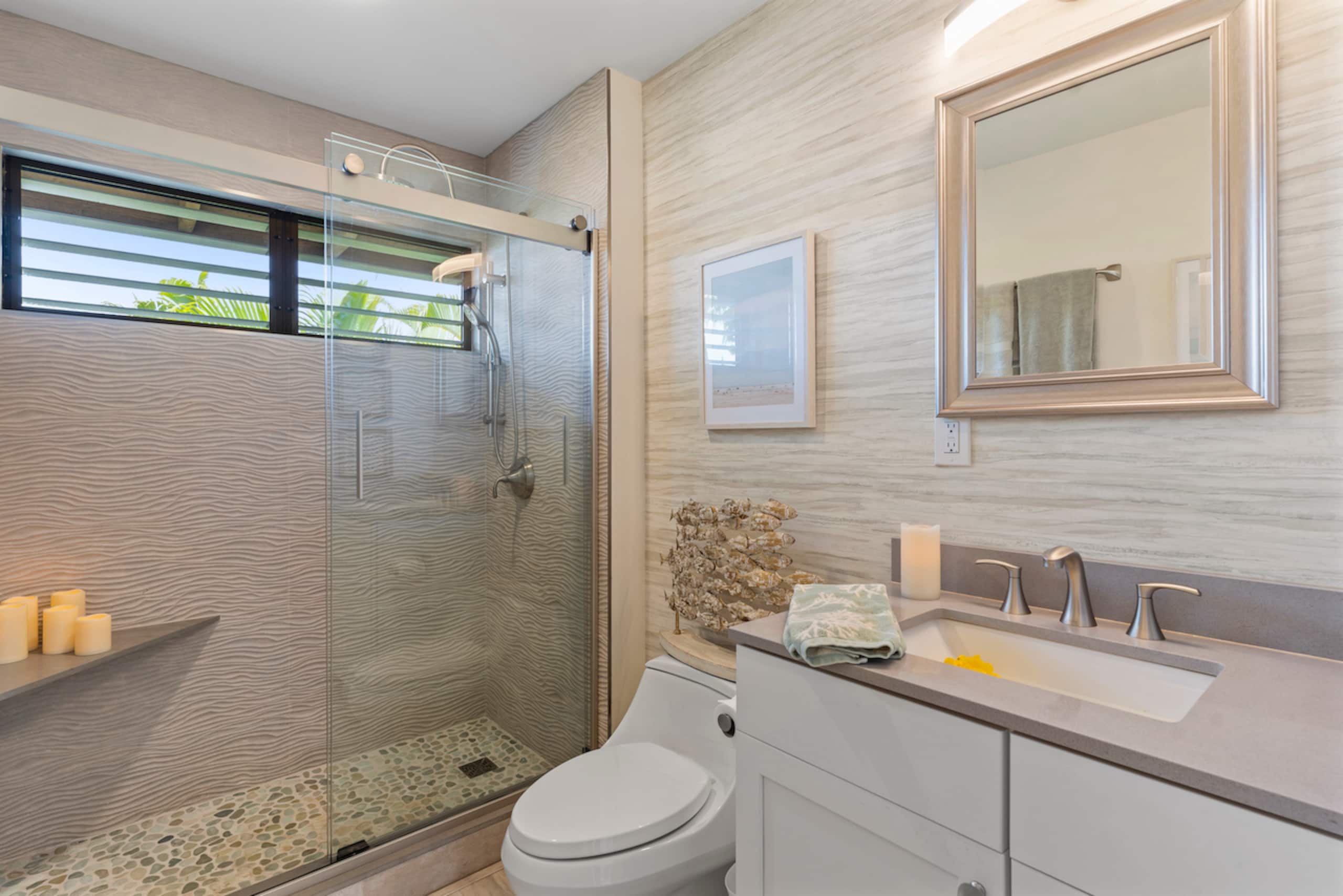 Condo in Kihei · ★4.92 · 1 bedroom · 2 beds · 2 baths - Image 17
