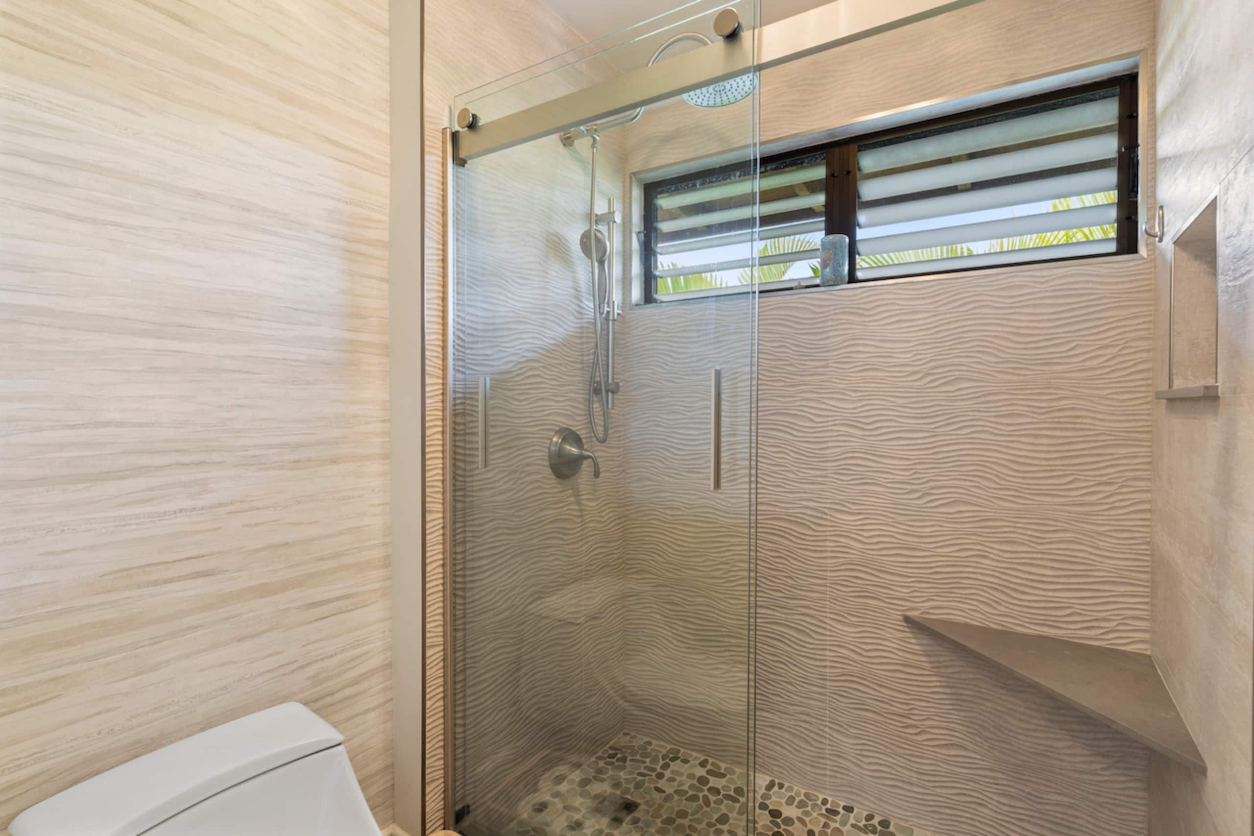 Condo in Kihei · ★4.92 · 1 bedroom · 2 beds · 2 baths - Image 23