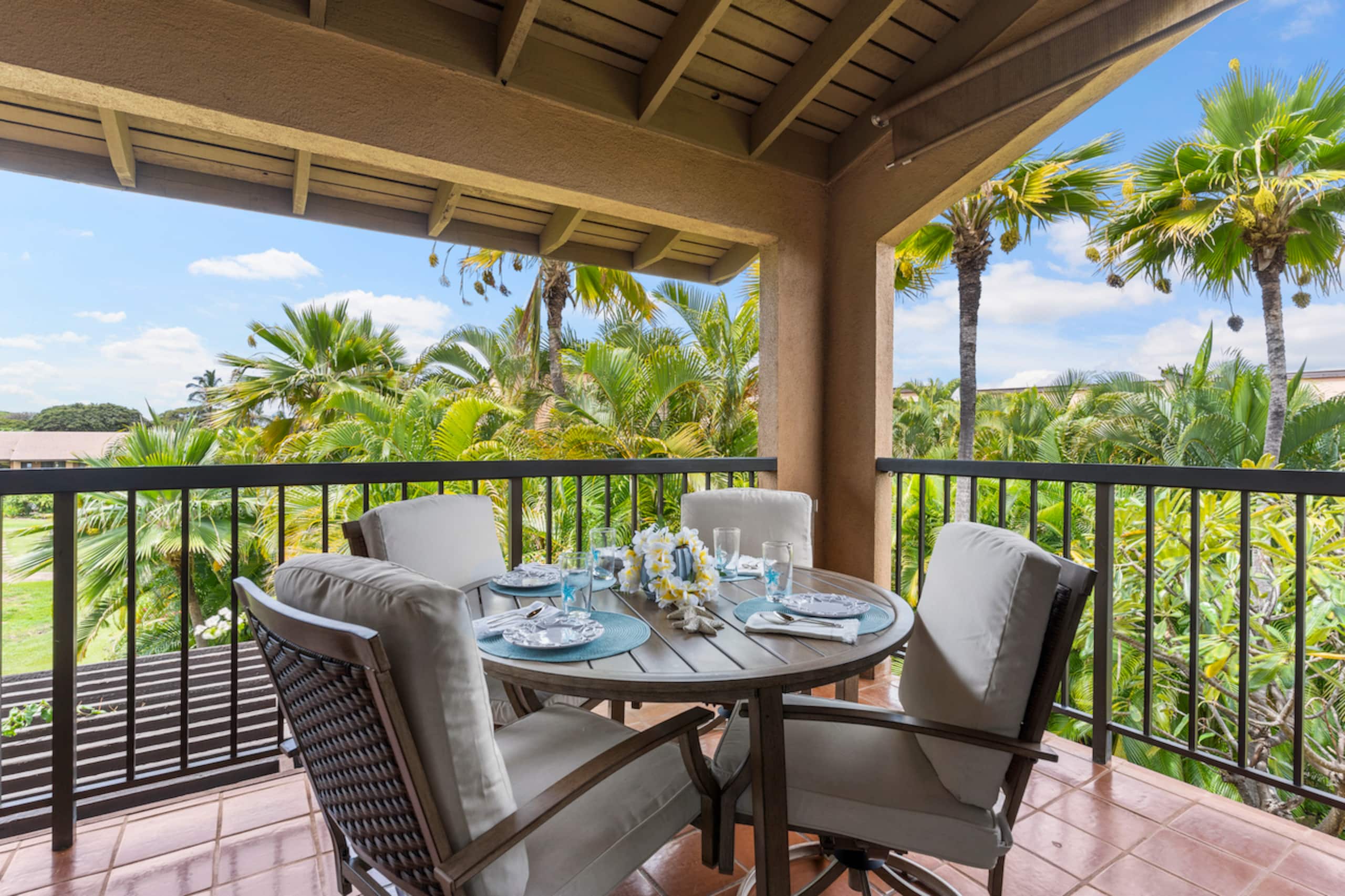 Condo in Kihei · ★4.92 · 1 bedroom · 2 beds · 2 baths - Image 5