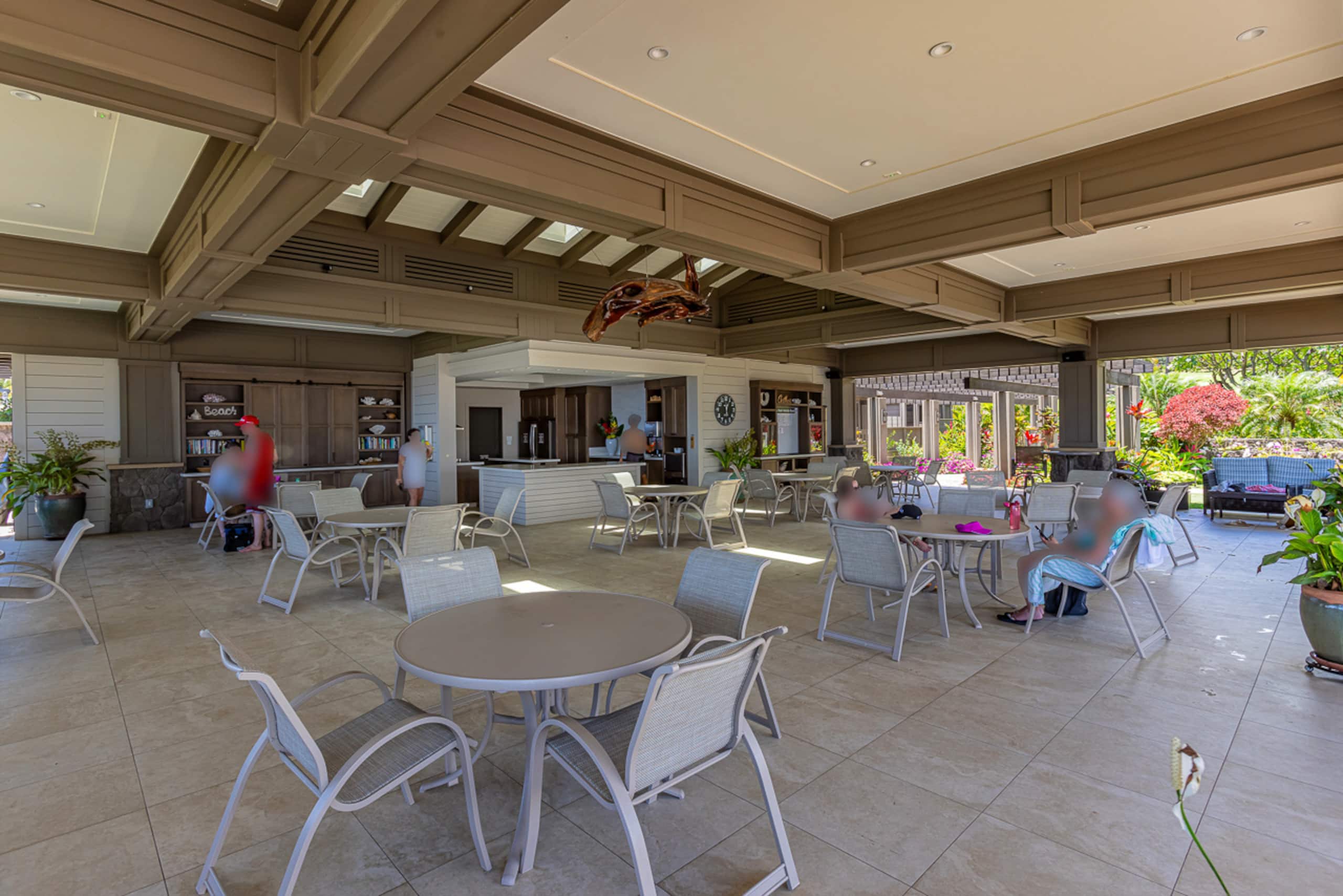 Condo in Kihei · ★4.92 · 1 bedroom · 2 beds · 2 baths - Image 54