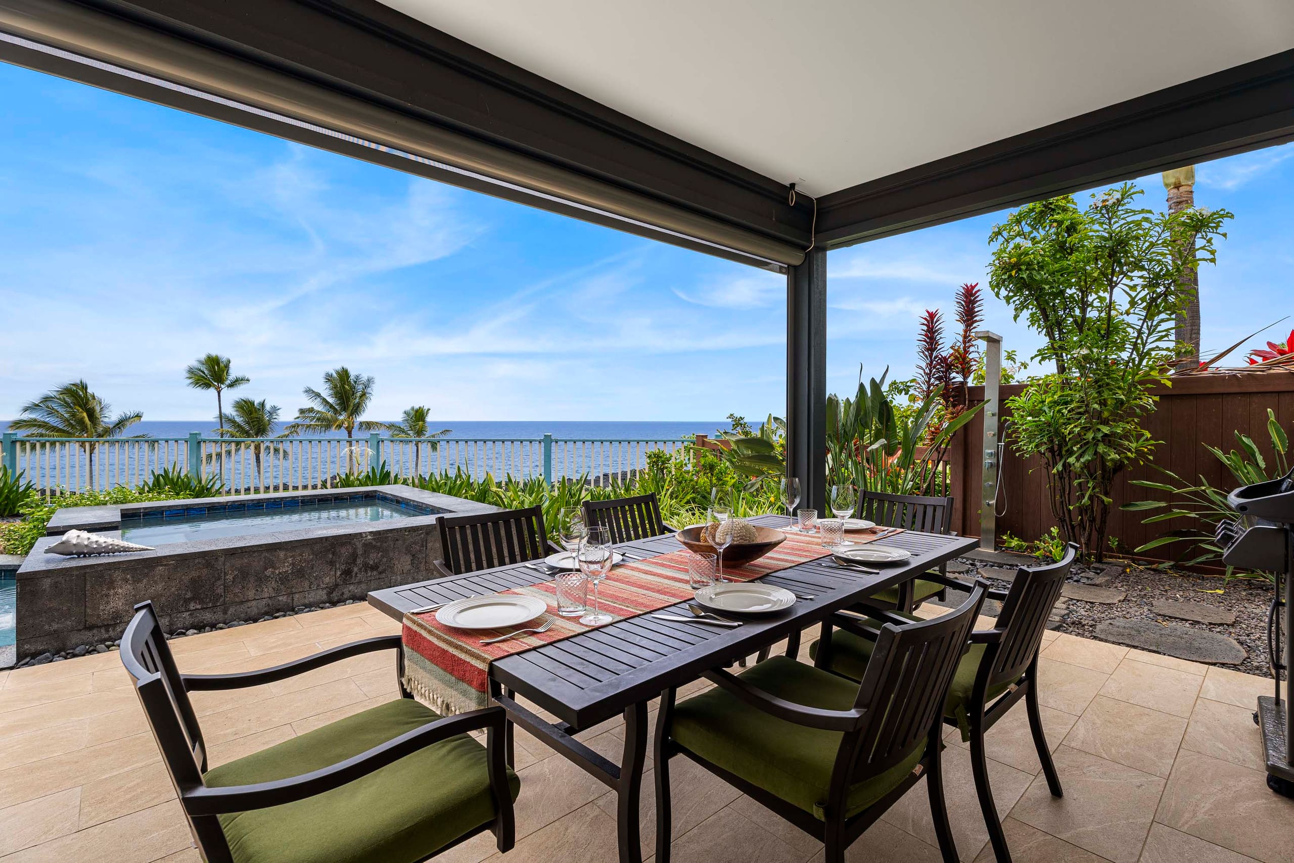 Home in Kailua-Kona · ★4.92 · 3 bedrooms · 6 beds · 3 baths - Image 5