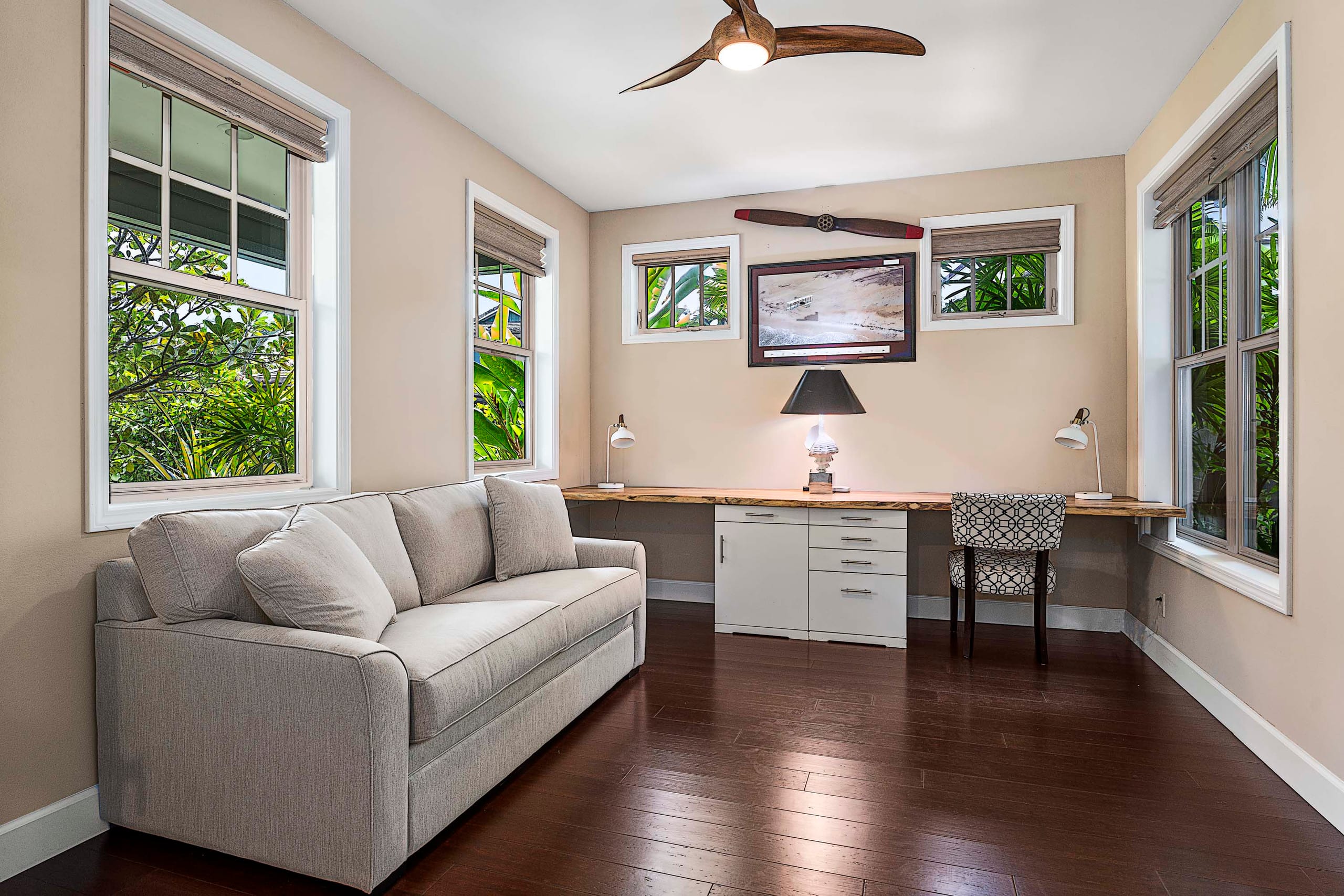 Home in Kailua-Kona · ★4.92 · 3 bedrooms · 6 beds · 3 baths - Image 18