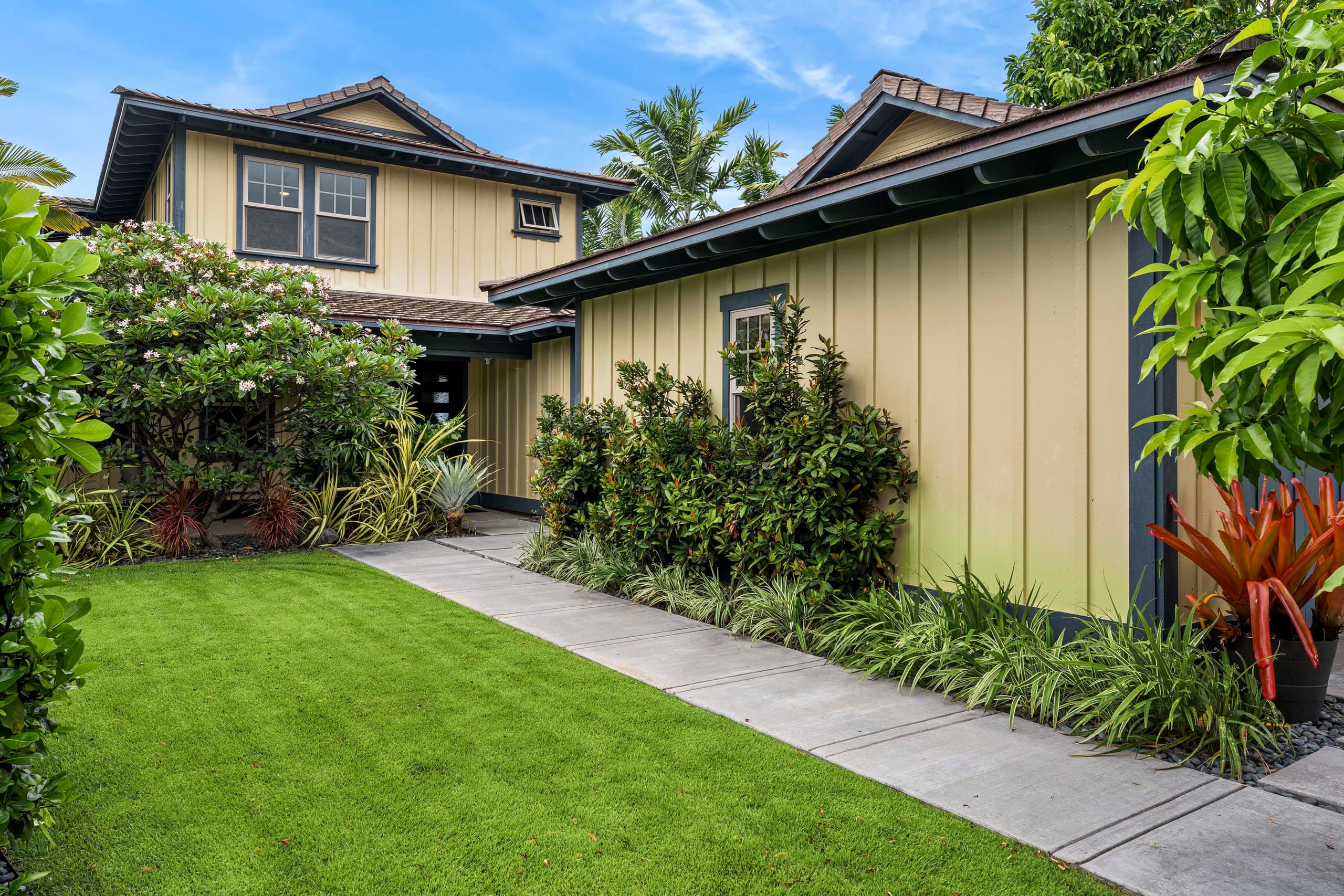Home in Kailua-Kona · ★4.92 · 3 bedrooms · 6 beds · 3 baths - Image 41
