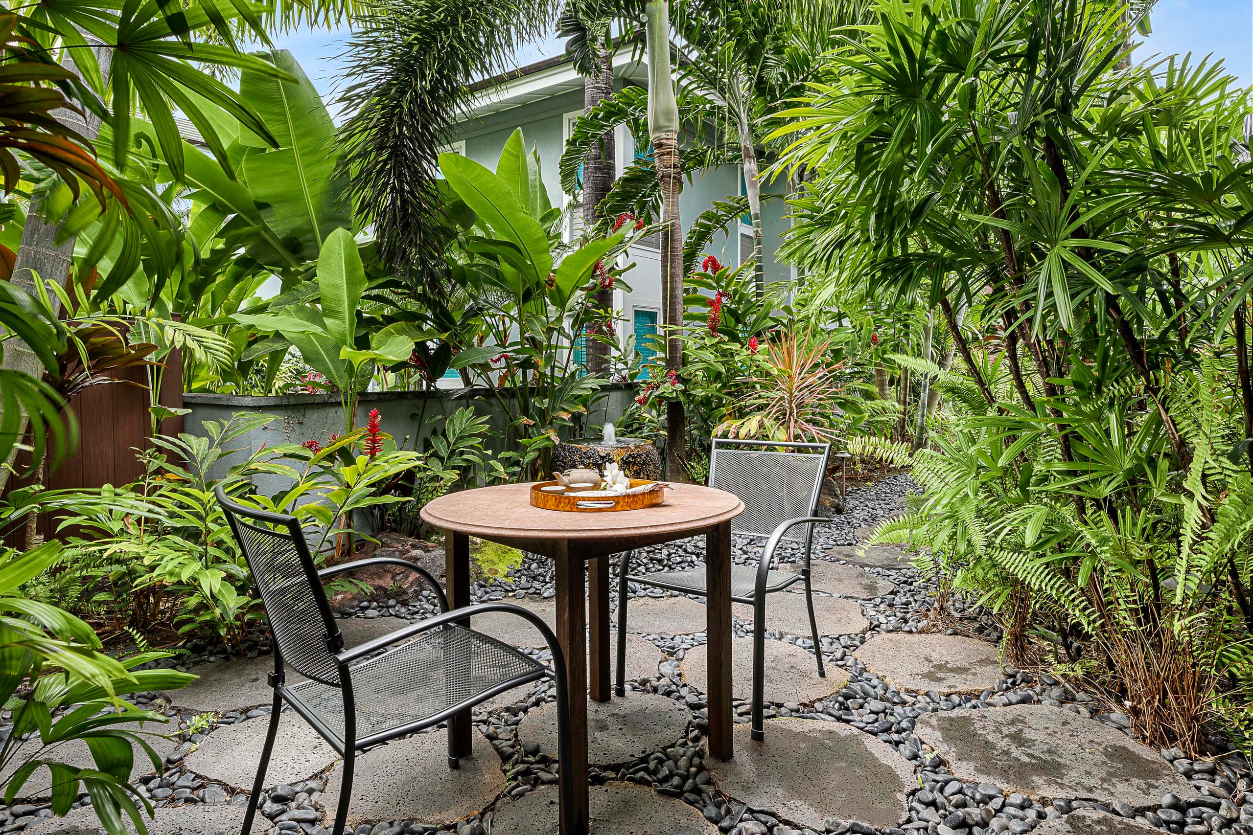 Home in Kailua-Kona · ★4.92 · 3 bedrooms · 6 beds · 3 baths - Image 36