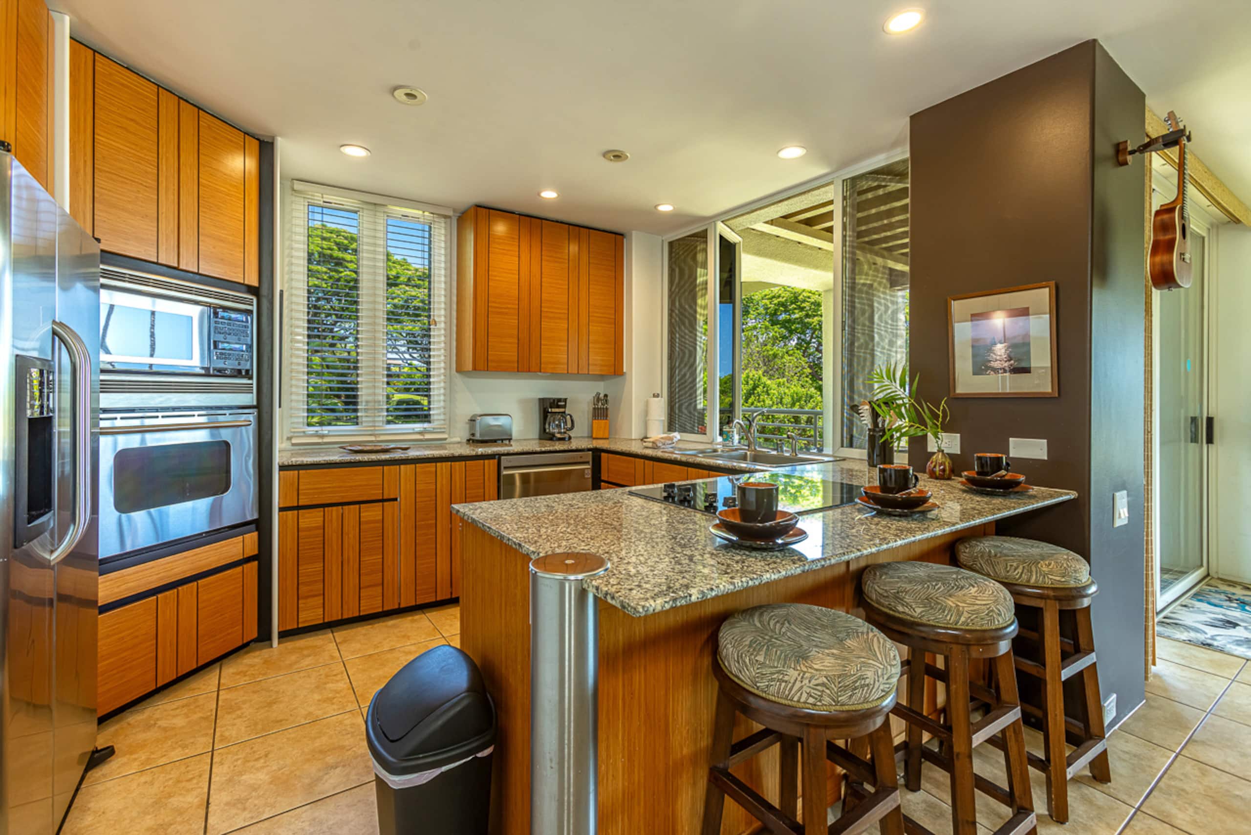 Condo in Wailea · ★4.83 · 2 bedrooms · 2 beds · 2 baths - Image 9