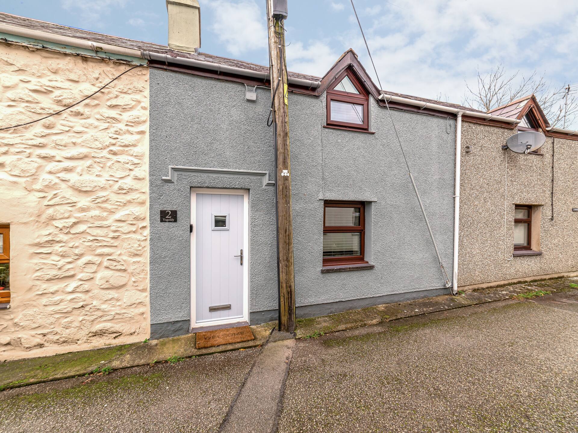 2 Ysgoldy — photo 2