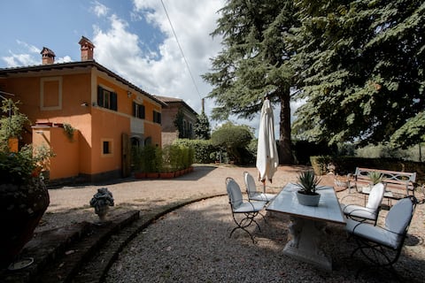 Big Family Villa in Rome Countryside