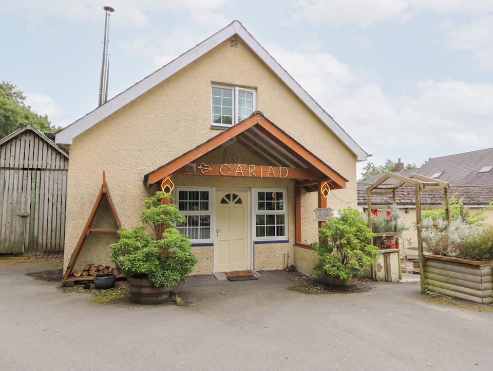 Cariad Cottage, ABERAERON — photo 1