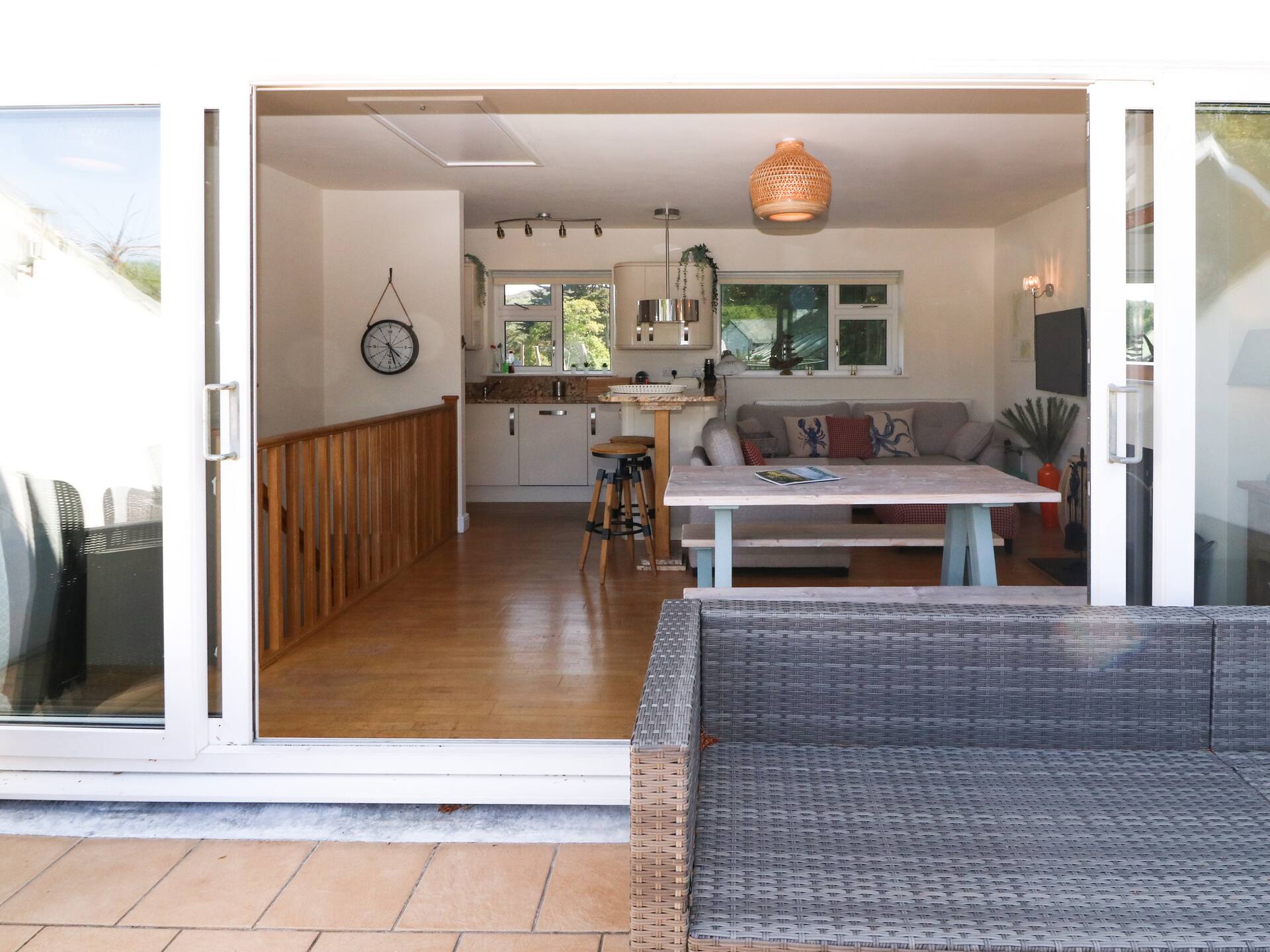 22 Glyn Y Mor — photo 4