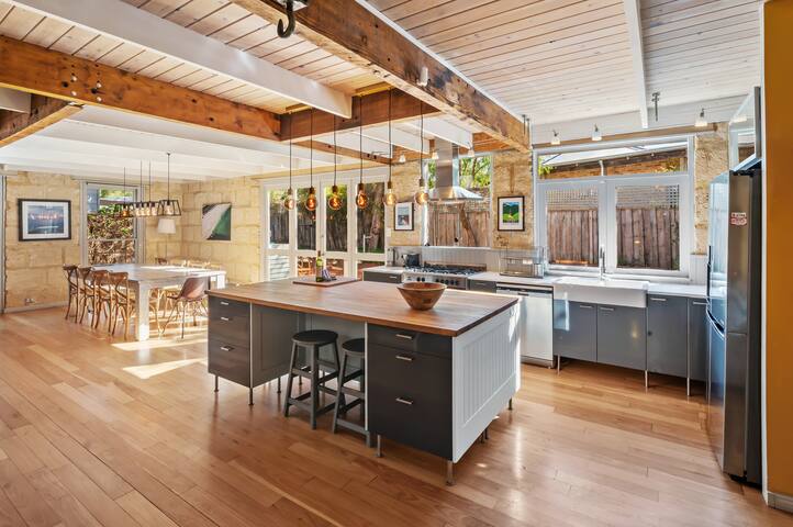 Stone House—A Family Beachside Escape gallery image 4