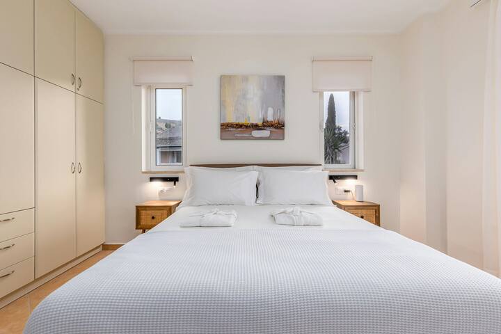 TitusCFU Holiday Rentals Management managed Airbnb listing 3